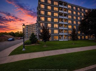 145 Liberty St S #703, Clarington, ON L1C4K5