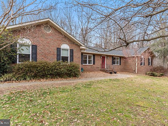 2nd image of 8100 Simpson Farm Rd