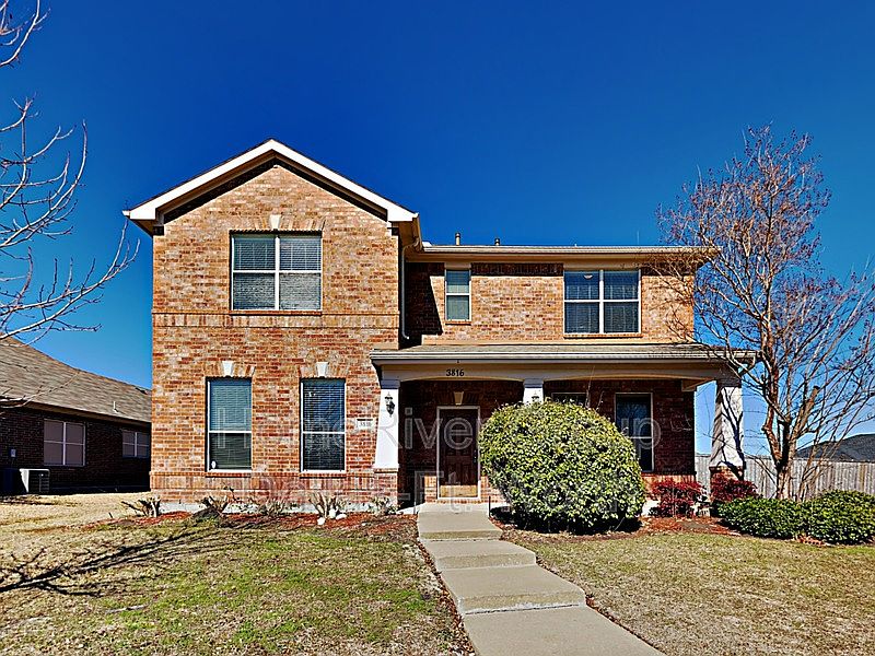 1st image of 3816 Laurel Crossing Dr