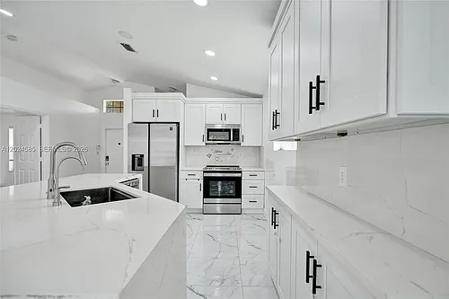 4108 Sapphire Ter Photo 1