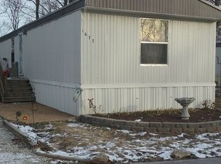 1677 Wren Dr, High Ridge, MO 63049