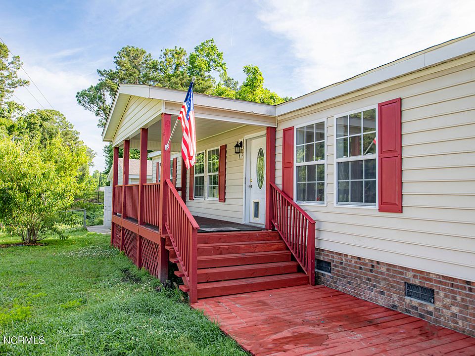 1st image of 136 Lynnwayne Circle