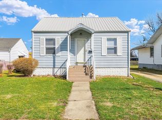 318 N Sheldon St, Rantoul, IL 61866