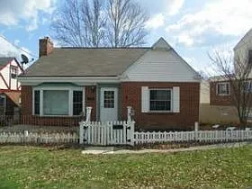 127 S Grand Ave photo 1