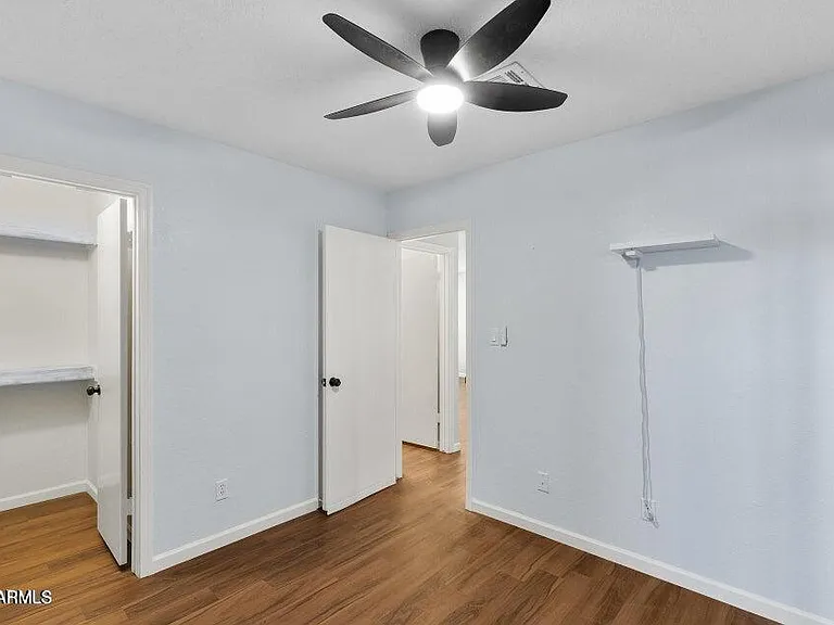 330 W Tonopah Dr #5 — Photo 10