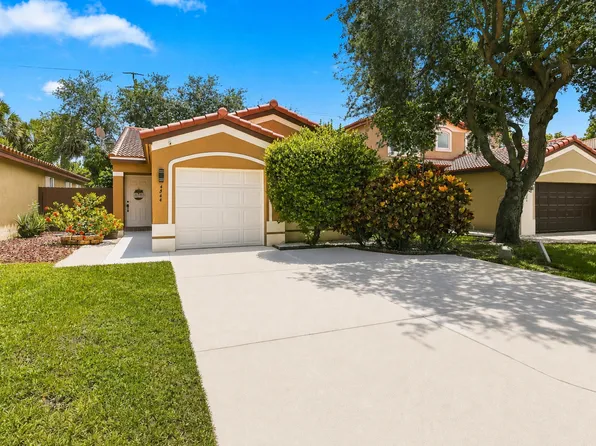 4344 NW 1st St, Deerfield Beach, FL 33442