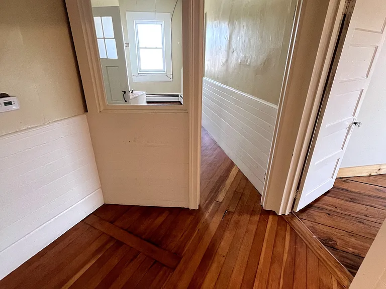 6 Common St #3 — Photo 4