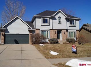 17038 L St, Omaha, NE 68135