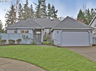 5926 Dove Ct, Lake Oswego, OR 97035