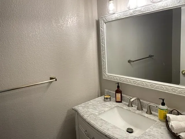 1825 Ridgeland Cir — Photo 14