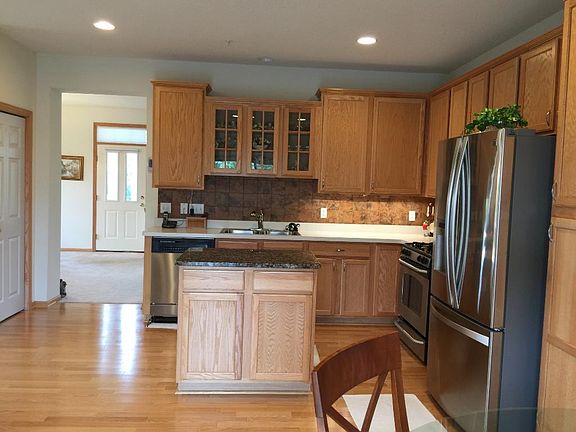 5th image of 11265 Baltimore St NE Unit E