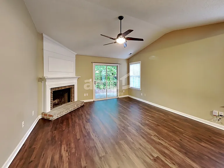 114 Ridge Lake Dr — Photo 9