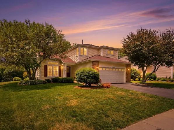1422 Almaden Ln, Gurnee, IL 60031