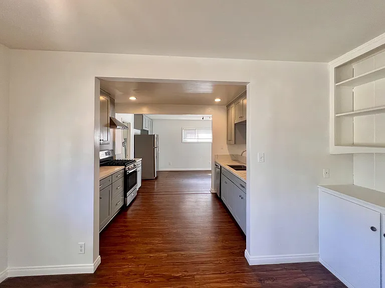 Kitchen / Living Room