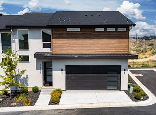 10784 W Freestyle Ln, Garden City, ID 83714