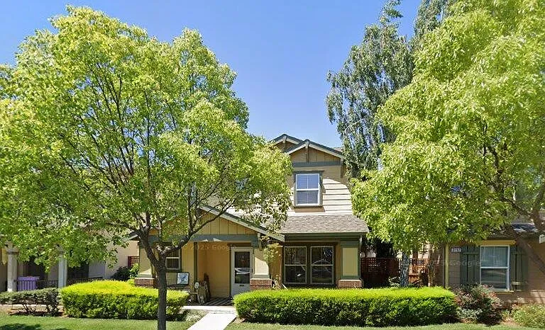 3196 Puffin Cir — Photo 1