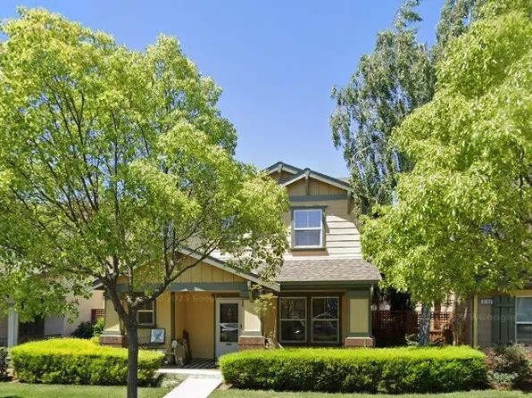 3196 Puffin Cir, Fairfield, CA 94533