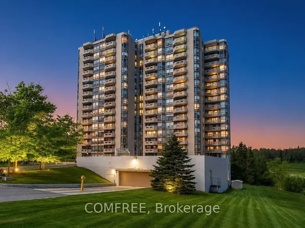 20 McFarlane Dr #1102, Halton Hills, ON L7G 5J8