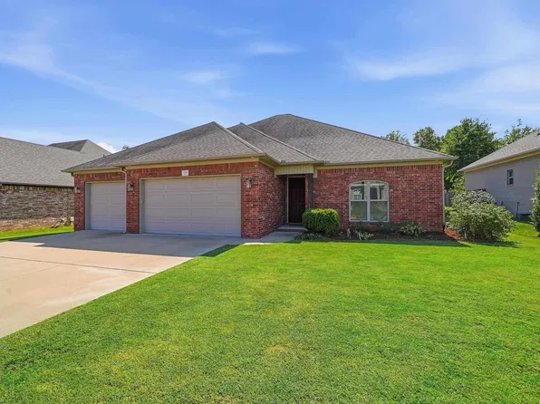 5335 Trinity Crossing Dr, Conway, AR 72034
