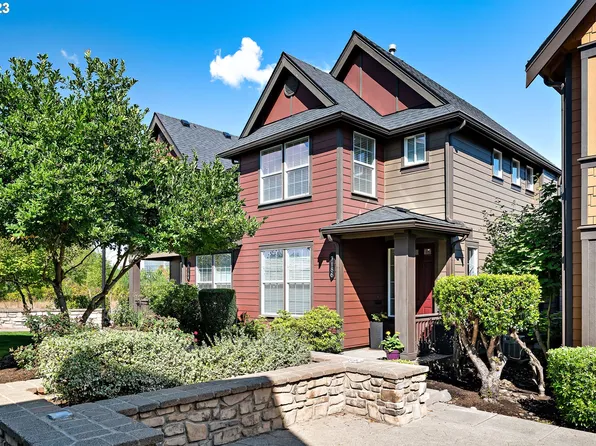 7186 NE Cherry Dr, Hillsboro, OR 97124