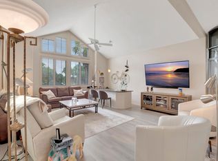 21205 Clubside Dr APT B, Boca Raton, FL 33434