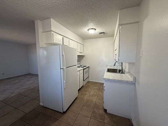 3rd image of 5937 W Oregon Ave APT 4