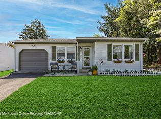 11 Caribou Dr #70, Whiting, NJ 08759