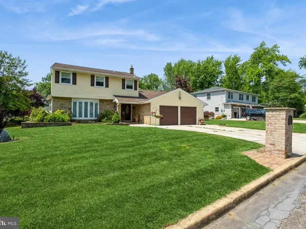 525 Hanover Ave, Cherry Hill, NJ 08002