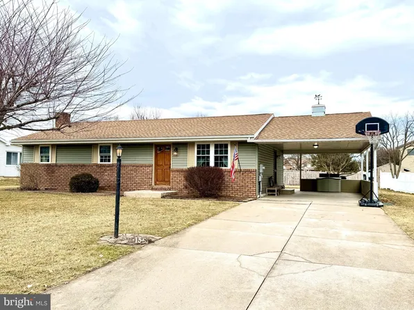 156 Sherry Dr, Mc Sherrystown, PA 17344