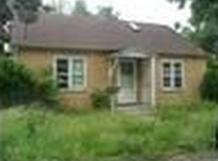 16 Charles Dr, Rantoul, IL 61866