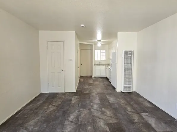 3036 E Olive Ave, Fresno, CA