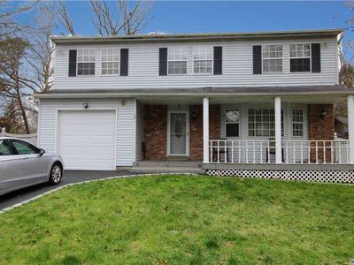 2 Cypress Ln, Shirley, NY, 11967