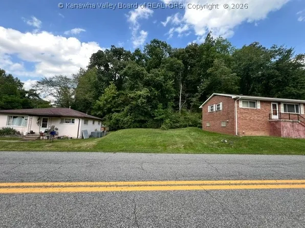 807 Elvira Rd, Dunbar, WV 25064