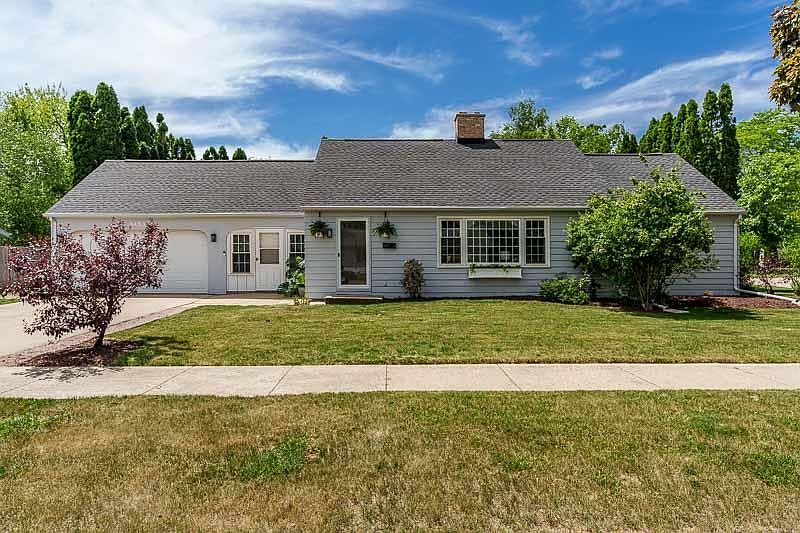 1st image of 1433 Greenwich Ln