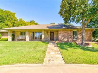 911 Austin Rd, Graham, TX 76450