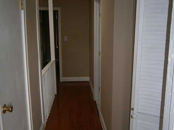 2nd floor hallway with walk-in and small closet