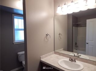 321 Hardie Ave NW #B, Renton, WA 98057