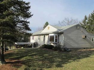 42 Carroll Dr, Wappingers Falls, NY 12590