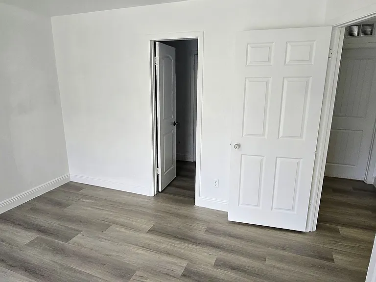 3904 Coronation Ct #402 — Photo 27