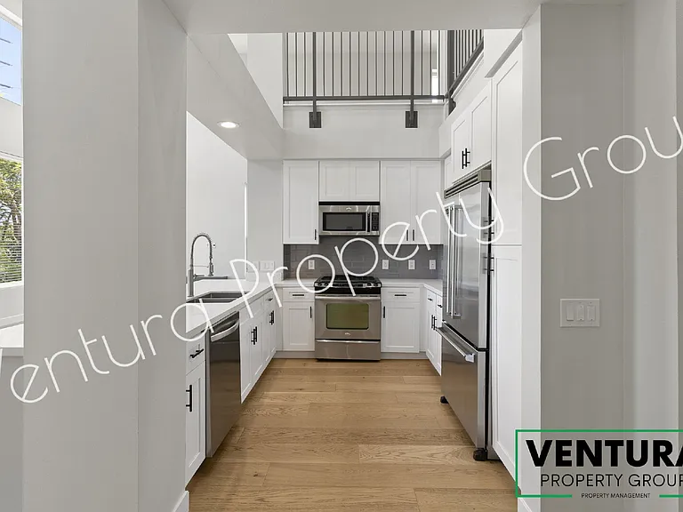 1901 S Victoria Ave #204 — Photo 9