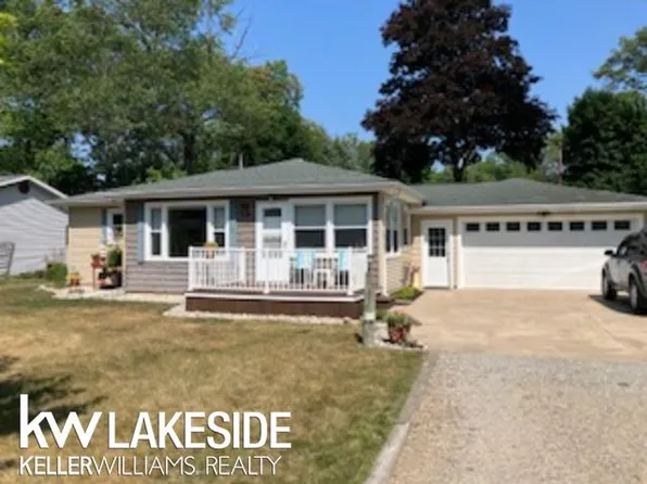 7087 Notre Dame Rd, Caseville, MI 48725