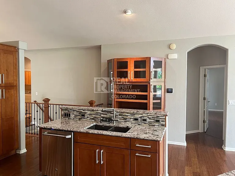 857 Appleby Pl — Photo 9