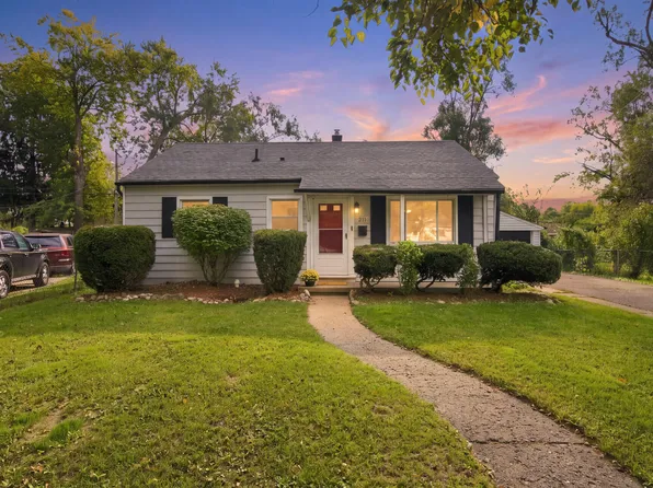 211 W Ainsworth St, Ypsilanti, MI 48197