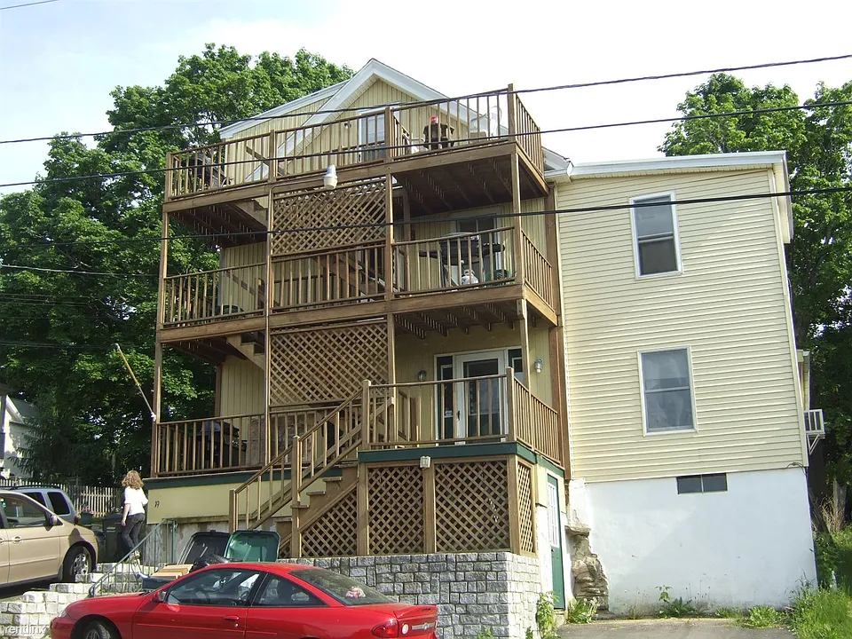19 prospect St - outside