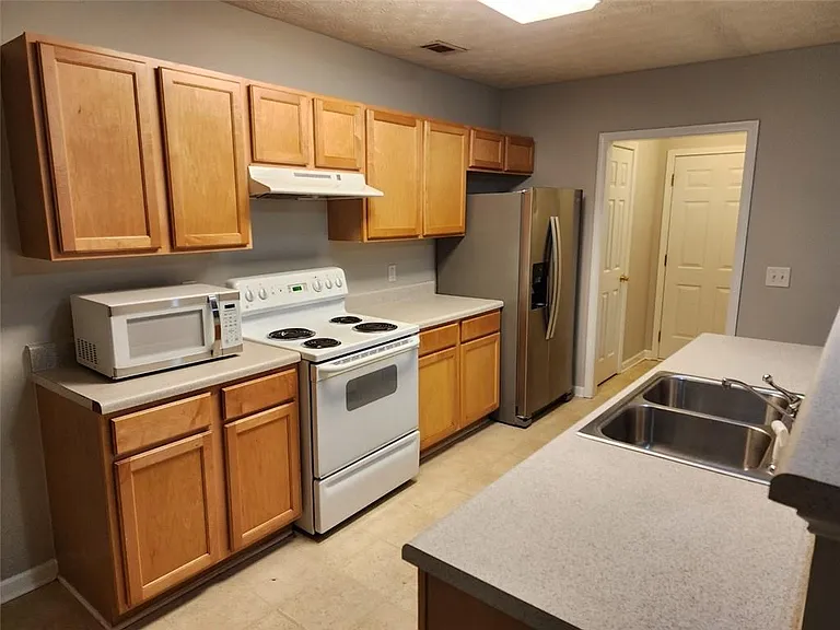 6129 Brookechase Ln — Photo 4