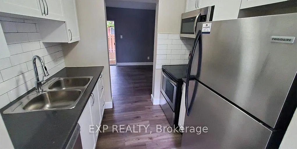 2 bed, $2,399 — Photo 4
