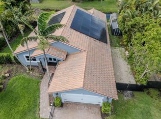 11420 NW 26th St, Plantation, FL 33323