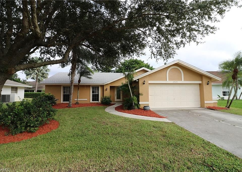 22625 Fountain Lakes Blvd, Estero, FL 33928 Zillow