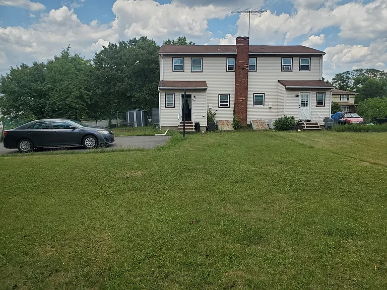 30 Bartha Ave #30 — Photo 14