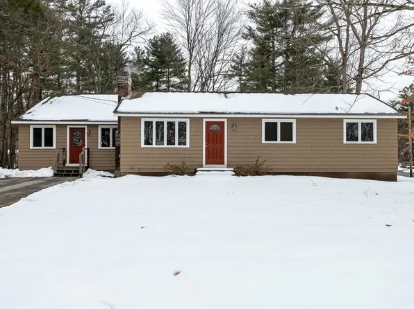1 Cedar Cir, Townsend, MA 01469